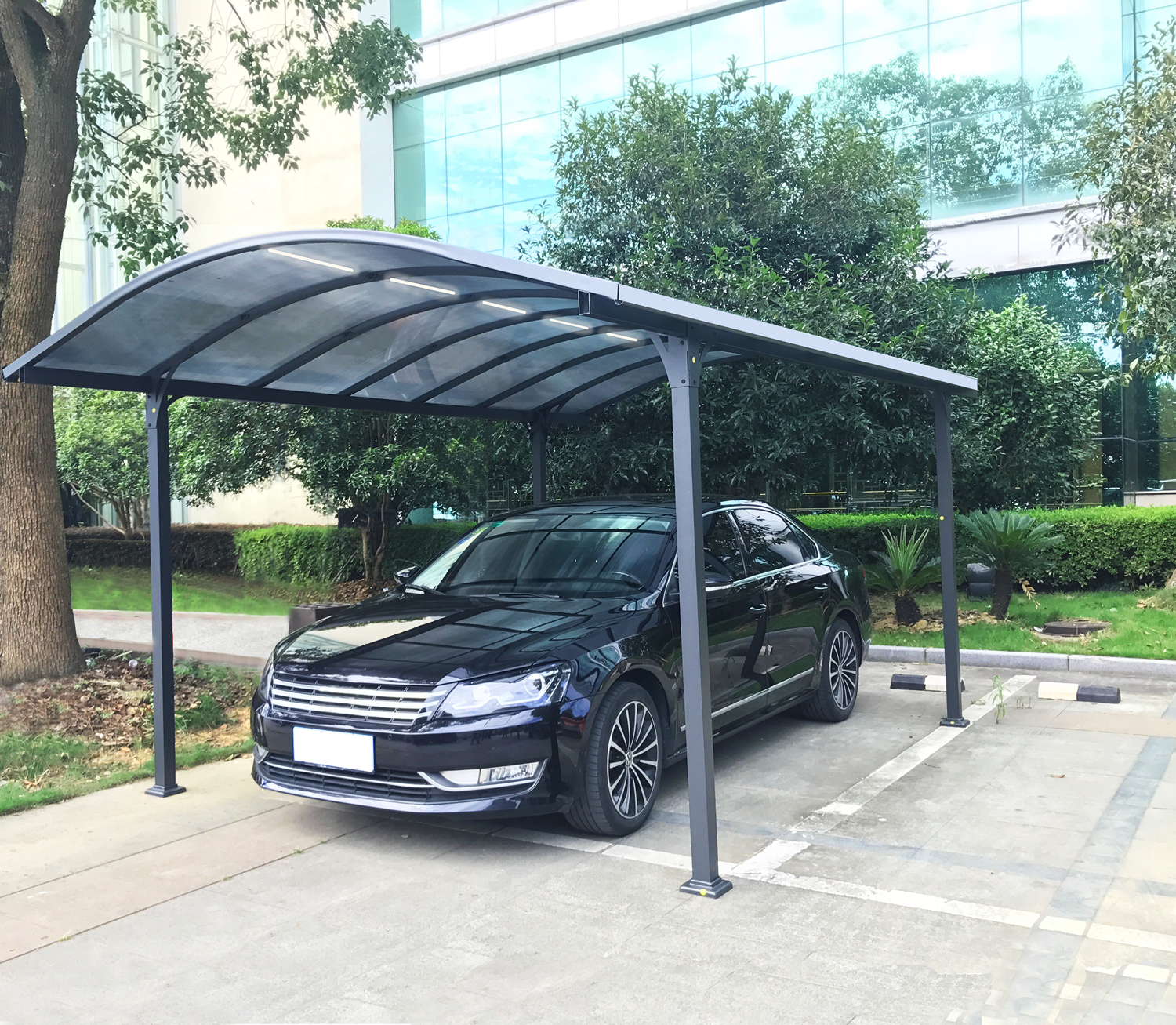 CARPORT-SANS-LOGO-DE-LA-MARQUE